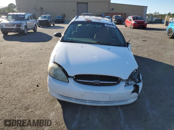 2002 Ford Taurus SE Standard with VIN 1FAFP58U52A144446, listed as a Copart auction lot 42825114 with 182,653 mi miles and Salvage title. Bid and sale history available at DreamBid. Image 5.