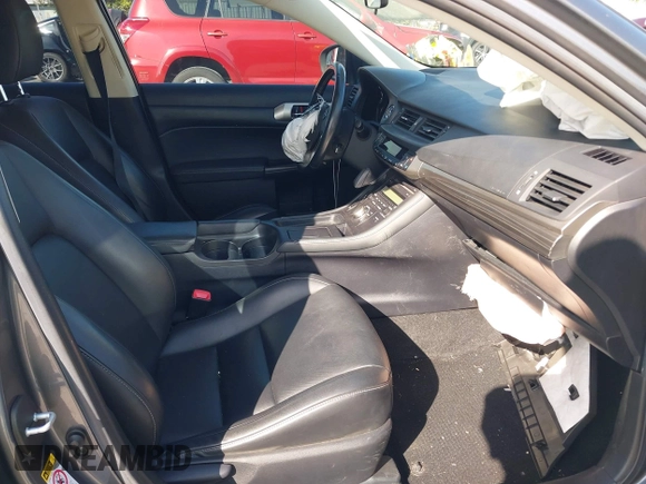 2014 Lexus CT 200h с VIN JTHKD5BH7E2207072, выставлен на аукционе IAAI как лот 42385156 с пробегом 151 551 миль миль и . История ставок и продаж доступна на DreamBid. Изображение 5.