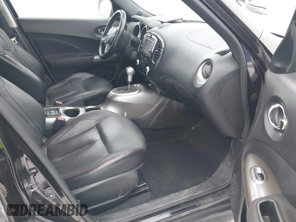 2014 Nissan Juke S with VIN JN8AF5MV7ET360088, listed as a IAAI auction lot 41480078 with 74,545 mi miles. Bid and sale history available at carsss.com. Image 5.