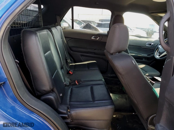 2015 Ford Police Interceptor Utility with VIN 1FM5K8AT8FGC52713, listed as a Copart auction lot 49790375 with 152,480 mi miles and Clean Title. Bid and sale history available at carsss.com. Image 10.