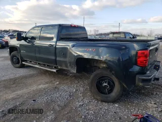 2019 Chevrolet Silverado 3500HD Work Truck z VIN 1GC4KVCY7KF140654, wystawiony jako Copart lot #41567975 z przebiegiem 126 180 mil mil oraz Szkoda całkowita • Salvage title. Historia ofert i sprzedaży dostępna na DreamBid. Obrazek 2.