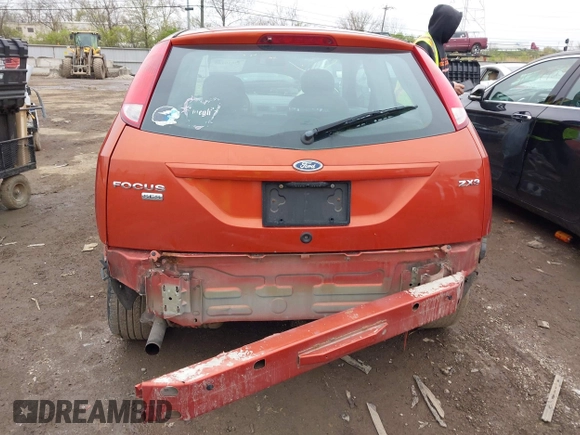 2005 Ford Focus S with VIN 3FAFP31N65R123039, listed as a IAAI auction lot 42010165 with 133,750 mi miles and . Bid and sale history available at carsss.com. Image 6.