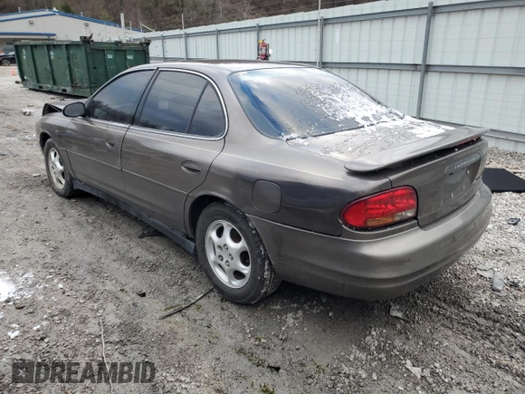 2000 Oldsmobile Intrigue GX z VIN 1G3WH52HXYF103020, wystawiony jako Copart lot #41337285 z przebiegiem 143 182 mil mil oraz Szkody całkowita. Historia ofert i sprzedaży dostępna na DreamBid. Obrazek 2.