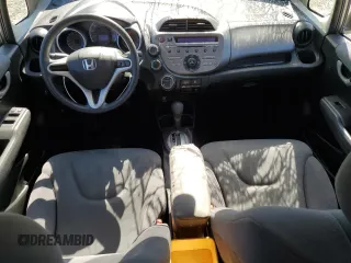 2013 Honda Fit с VIN JHMGE8H34DC069516, выставлен на аукционе Copart как лот 59993335 с пробегом 128 798 миль миль и Списание • Salvage title. История ставок и продаж доступна на DreamBid. Изображение 8.