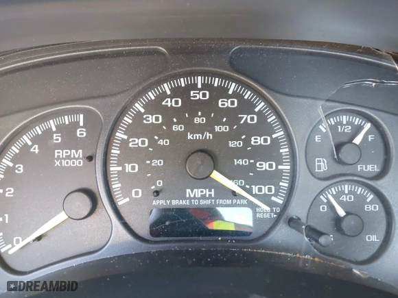 2000 Chevrolet Silverado 1500 with VIN 1GCEC14VXYE374932, listed as a IAAI auction lot 41981576 with 1 mi miles. Bid and sale history available at carsss.com. Image 7.