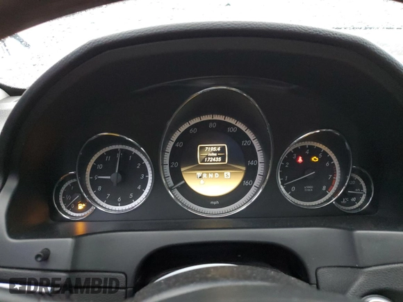 2012 Mercedes-Benz E 550 with VIN WDDKJ7DB3CF149584, listed as a Copart auction lot 44063635 with 172,435 mi miles and Salvage Title. Bid and sale history available at DreamBid. Image 9.