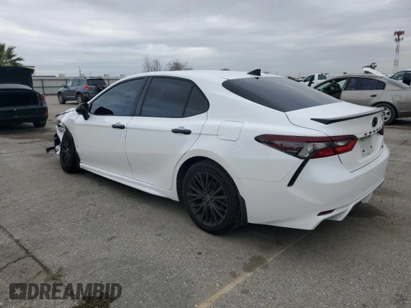 2022 Toyota Camry SE with VIN 4T1G11AK4NU056889, listed as a Copart auction lot 49347665 with 43,110 mi miles and Salvage Title. Bid and sale history available at carsss.com. Image 2.