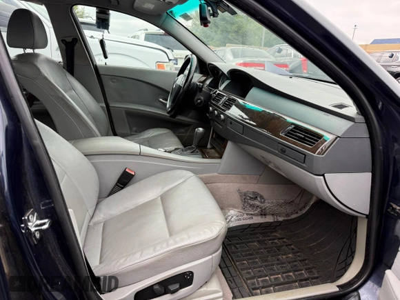 2005 BMW 5 Series 530i with VIN WBANA73575CR57148, listed as a Copart auction lot 72956964 with 138,524 mi miles and Clean Title. Bid and sale history available at DreamBid. Image 5.