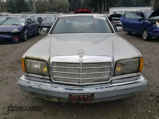 1981 Mercedes-Benz 300 SD with VIN WDBCB20AXBB006308, listed as a Copart auction lot 42446015 with 162,990 mi miles and Clean Title. Bid and sale history available at DreamBid. Image 5.