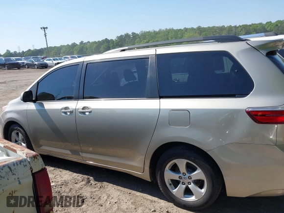 2015 Toyota Sienna LE AAS with VIN 5TDKK3DCXFS552524, listed as a IAAI auction lot 42060065 with 249,332 mi miles and . Bid and sale history available at DreamBid. Image 13.