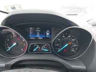 2017 Ford Escape SE with VIN 1FMCU9GD0HUC58128, listed as a IAAI auction lot 42078045 with 125,503 mi miles. Bid and sale history available at carsss.com. Image 7.