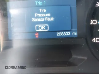 2011 Ford Explorer с VIN 1FMHK7B85BGA29959, выставлен на аукционе IAAI как лот 42418887 с пробегом 228 303 миль миль и . История ставок и продаж доступна на DreamBid. Изображение 7.