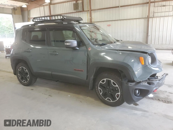 2016 Jeep Renegade Trailhawk with VIN ZACCJBCT2GPC56026, listed as a Copart auction lot 62223445 with 113,915 mi miles and Salvage title. Bid and sale history available at DreamBid. Image 4.