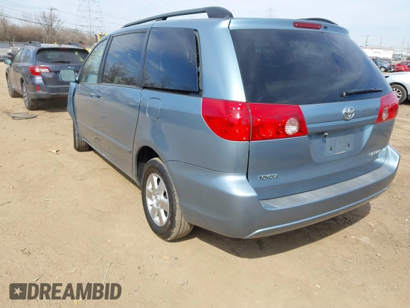 2006 Toyota Sienna XLE with VIN 5TDZA22C66S427793, listed as a IAAI auction lot 41804276 with 118,718 mi miles. Bid and sale history available at carsss.com. Image 3.