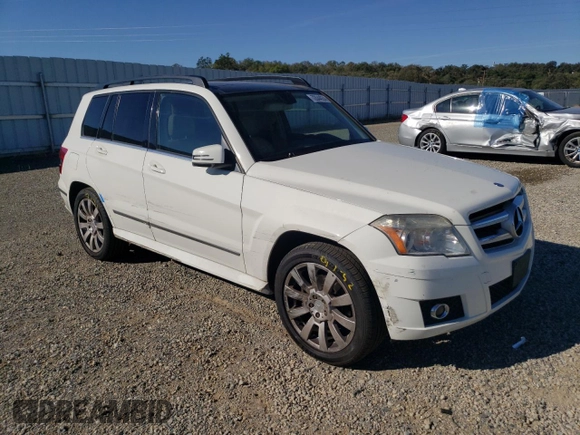 2010 Mercedes-Benz GLK 350 with VIN WDCGG5GB9AF444212, listed as a Copart auction lot 72044054 with 111,483 mi miles and Salvage Title. Bid and sale history available at DreamBid. Image 4.