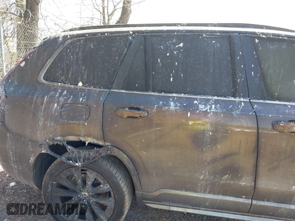 2020 Volvo XC90 Momentum with VIN YV4102CK0L1608528, listed as a IAAI auction lot 41870527 with Not provided miles and . Bid and sale history available at DreamBid. Image 14.