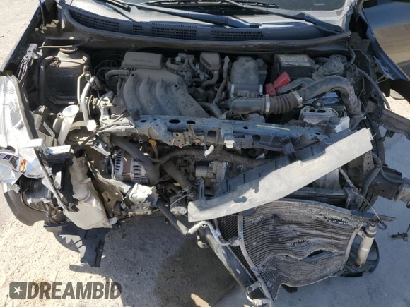2017 Nissan Versa SV z VIN 3N1CN7AP8HL841701, wystawiony jako Copart lot #55702695 z przebiegiem 111 104 mil mil oraz Szkoda całkowita • Salvage title. Historia ofert i sprzedaży dostępna na DreamBid. Obrazek 11.
