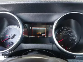 2021 Ford Mustang GT z VIN 1FA6P8CF4M5157730, wystawiony jako IAAI lot #42283007 z przebiegiem 13 792 mil mil oraz . Historia ofert i sprzedaży dostępna na DreamBid. Obrazek 7.