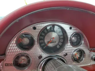 1957 Ford Thunderbird z VIN D7FH394065, wystawiony jako Copart lot #76660654 z przebiegiem 85 758 mil mil oraz Szkody całkowita. Historia ofert i sprzedaży dostępna na DreamBid. Obrazek 9.