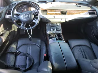 2015 Audi A8 z VIN WAUJGAFD9FN022023, wystawiony jako Copart lot #86048354 z przebiegiem Nie podano mil oraz Szkoda całkowita • Salvage title. Historia ofert i sprzedaży dostępna na DreamBid. Obrazek 8.