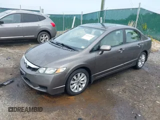 2009 Honda Civic z VIN 1HGFA15999L023648, wystawiony jako IAAI lot #42292289 z przebiegiem 279 822 mil mil oraz . Historia ofert i sprzedaży dostępna na DreamBid. Obrazek 2.