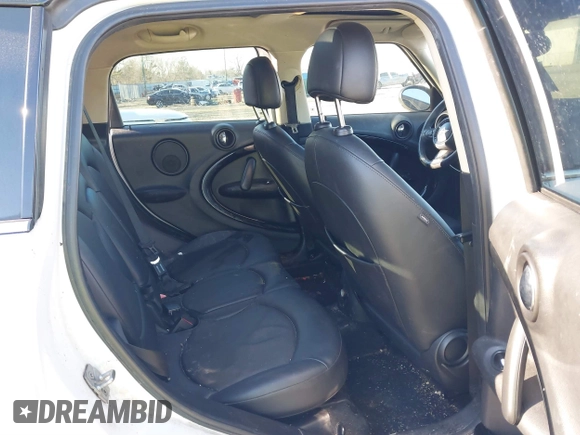 2012 MINI Countryman with VIN WMWZB3C50CWM30524, listed as a IAAI auction lot 41623400 with 194,858 mi miles and . Bid and sale history available at DreamBid. Image 8.