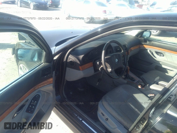 1997 BMW 5 Series 528iA with VIN WBADD6328VBW23350, listed as a IAAI auction lot 41707835 with 272,299 mi miles. Bid and sale history available at carsss.com. Image 5.