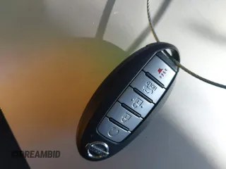 2020 Nissan Maxima SV с VIN 1N4AA6CV9LC360453, выставлен на аукционе IAAI как лот 42421644 с пробегом 66 571 миль миль и . История ставок и продаж доступна на DreamBid. Изображение 11.