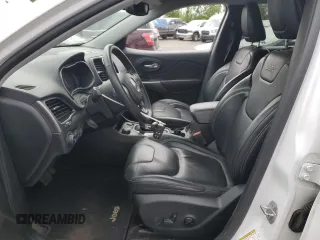 2019 Jeep Cherokee Limited z VIN 1C4PJMDN5KD148701, wystawiony jako Copart lot #56031085 z przebiegiem 118 988 mil mil oraz Szkoda całkowita • Salvage title. Historia ofert i sprzedaży dostępna na DreamBid. Obrazek 7.