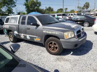 2007 Dodge Dakota ST with VIN 1D7HE22K67S117844, listed as a Copart auction lot 54493505 with 160,180 mi miles and Clean Title. Bid and sale history available at DreamBid. Image 4.