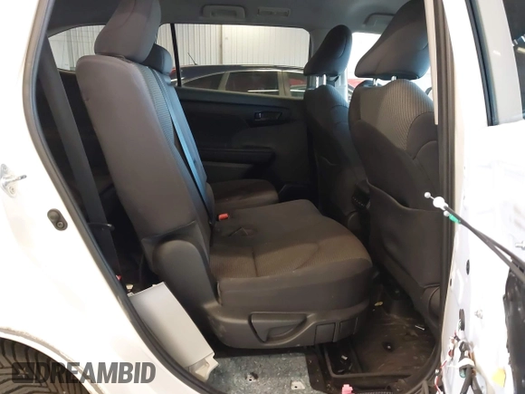 2020 Toyota Highlander LE with VIN 5TDBZRBH4LS020811, listed as a IAAI auction lot 42239163 with 88,757 mi miles and . Bid and sale history available at DreamBid. Image 8.