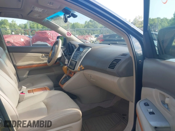 2005 Lexus RX 330 z VIN 2T2HA31U75C056769, wystawiony jako IAAI lot #42520955 z przebiegiem 269 198 mil mil oraz . Historia ofert i sprzedaży dostępna na DreamBid. Obrazek 5.