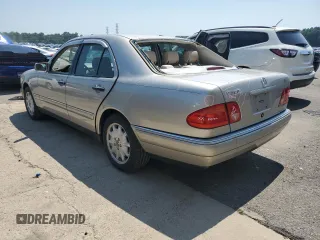 1999 Mercedes-Benz E-Class with VIN WDBJF65H2XA796208, listed as a Copart auction lot 62738904 with 156,283 mi miles and Salvage Title. Bid and sale history available at carsss.com. Image 2.