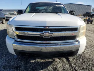 2008 Chevrolet Silverado 1500 Work Truck with VIN 1GCEC19C28Z117070, listed as a Copart auction lot 46615375 with 265,782 mi miles and Salvage Title. Bid and sale history available at carsss.com. Image 5.