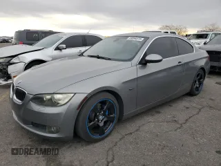 2007 BMW 3 Series 328i z VIN WBAWB33587PV74048, wystawiony jako Copart lot #49086075 z przebiegiem 134 416 mil mil oraz Szkoda całkowita • Salvage title. Historia ofert i sprzedaży dostępna na DreamBid. Obrazek 1.