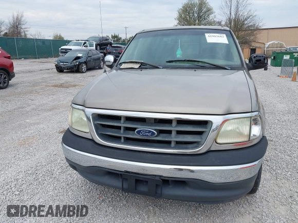 2001 Ford F-150 XLT with VIN 1FTRW07W01KB64001, listed as a IAAI auction lot 41903682 with 175,396 mi miles and . Bid and sale history available at DreamBid. Image 6.