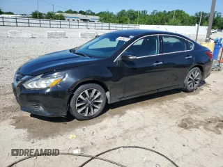 2017 Nissan Altima SV z VIN 1N4AL3AP7HC171725, wystawiony jako Copart lot #56894815 z przebiegiem 232 791 mil mil oraz Szkoda całkowita • Salvage title. Historia ofert i sprzedaży dostępna na DreamBid. Obrazek 1.