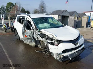 2018 Toyota RAV4 LE with VIN 2T3BFREV5JW854513, listed as a IAAI auction lot 41804823 with 138,476 mi miles. Bid and sale history available at carsss.com. Image 6.