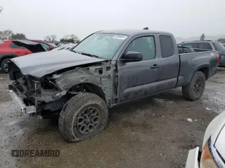 2022 Toyota Tacoma SR z VIN 3TYRZ5CN1NT017349, wystawiony jako Copart lot #85089544 z przebiegiem 63 781 mil mil oraz Szkoda całkowita • Salvage title. Historia ofert i sprzedaży dostępna na DreamBid. Obrazek 1.