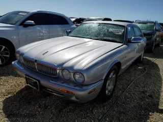 2002 Jaguar XJ VDP with VIN SAJDA24C72LF40496, listed as a Copart auction lot 74000094 with 0 mi miles and Non Repairable. Bid and sale history available at carsss.com. Image 1.