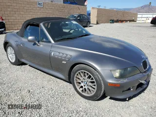 2001 BMW Z3 2.5i with VIN WBACN33491LM03874, listed as a Copart auction lot 77382024 with 268,283 mi miles and Clean Title. Bid and sale history available at carsss.com. Image 4.