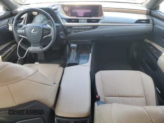 2019 Lexus ES 300h z VIN JTHB21B1XK2005730, wystawiony jako Copart lot #60174275 z przebiegiem 53 458 mil mil oraz Szkoda całkowita • Salvage title. Historia ofert i sprzedaży dostępna na DreamBid. Obrazek 8.