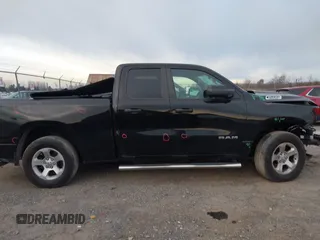 2019 Ram 1500 Tradesman с VIN 1C6SRFCT6KN743475, выставлен на аукционе IAAI как лот 41015557 с пробегом 77 435 миль миль и . История ставок и продаж доступна на DreamBid. Изображение 14.