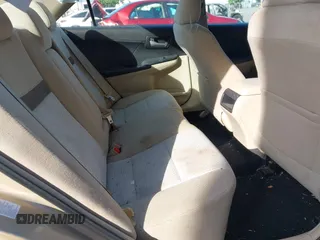 2012 Toyota Camry L z VIN 4T1BF1FKXCU035370, wystawiony jako IAAI lot #42073640 z przebiegiem 145 335 mil mil oraz . Historia ofert i sprzedaży dostępna na DreamBid. Obrazek 8.
