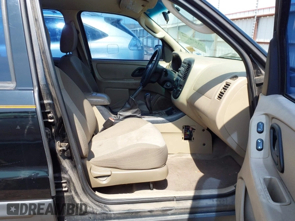 2007 Ford Escape XLS с VIN 1FMYU02ZX7KB08803, выставлен на аукционе IAAI как лот 41878290 с пробегом 163 983 миль миль и . История ставок и продаж доступна на DreamBid. Изображение 5.