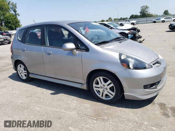 2007 Honda Fit Sport with VIN JHMGD38657S058051, listed as a Copart auction lot 69014644 with 189,714 mi miles and Salvage Title. Bid and sale history available at carsss.com. Image 4.