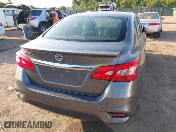 2017 Nissan Sentra S with VIN 3N1AB7AP1HY250807, listed as a IAAI auction lot 40084492 with 130,000 mi miles. Bid and sale history available at carsss.com. Image 4.