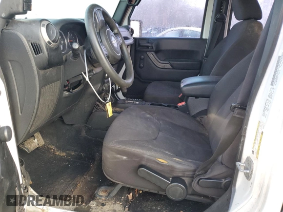 2013 Jeep Wrangler Unlimited Sport with VIN 1C4BJWDG6DL582321, listed as a Copart auction lot 85899314 with 182,953 mi miles and Clean title. Bid and sale history available at DreamBid. Image 7.