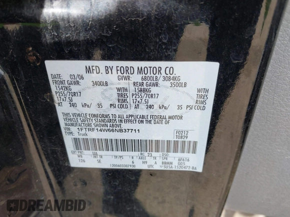 2006 Ford F-150 XL with VIN 1FTRF14W66NB37711, listed as a IAAI auction lot 41667474 with 211,205 mi miles. Bid and sale history available at carsss.com. Image 9.