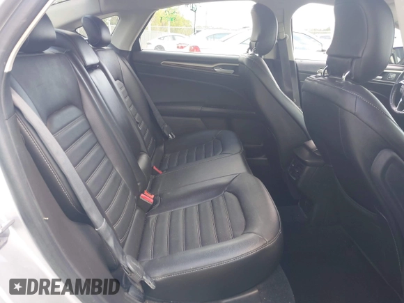 2014 Ford Fusion SE with VIN 3FA6P0HD0ER133772, listed as a IAAI auction lot 41800268 with 135,518 mi miles. Bid and sale history available at carsss.com. Image 8.